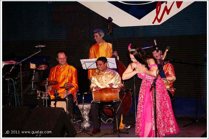 Gülay Princess & The Ensemble Aras at Reigen, Vienna, anniversary concert (2010)