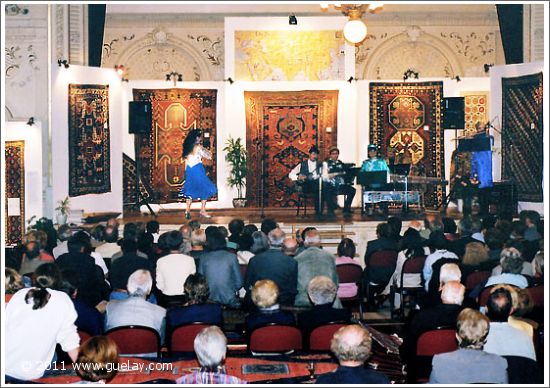 Gülay Princess & The Ensemble Aras at Kaufmännisches Palais, Linz (2000)