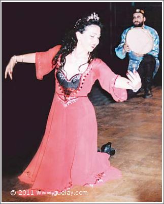 Gülay Princess at performance with Josef Olt