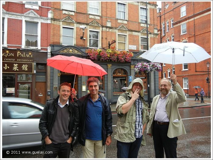 The Ensemble Aras, typical street scene in London