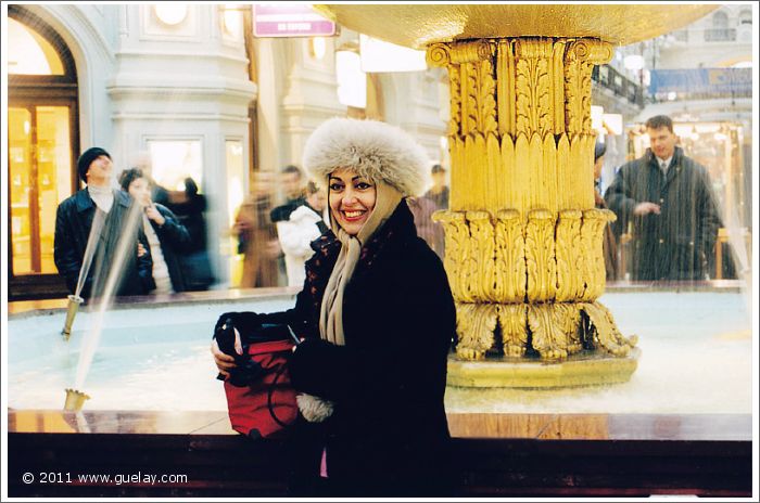 Gülay Princess in GUM department store in Moscow (2001)