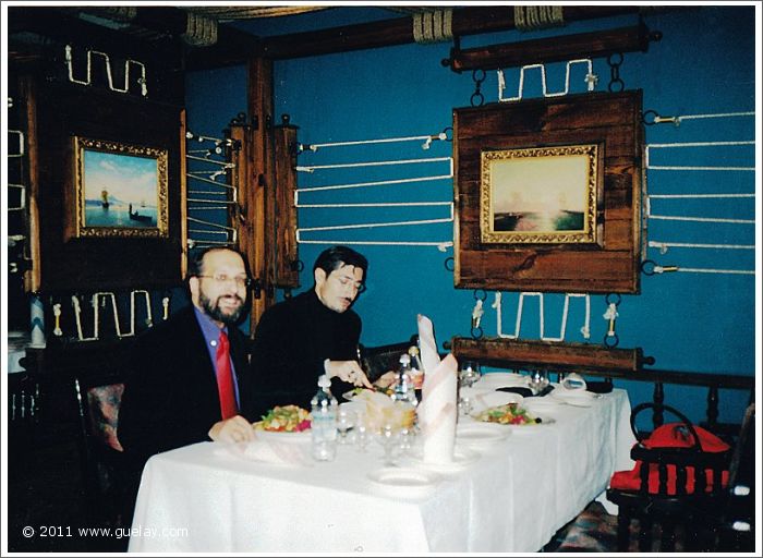 Josef Olt and Nariman Hodjati in Moscow (2001)