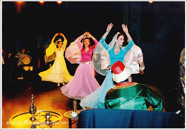 Gülay Princess and Ensemble Aras in Oriental Musical