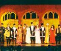 Gülay Princess & The Ensemble Aras at the end of the performance