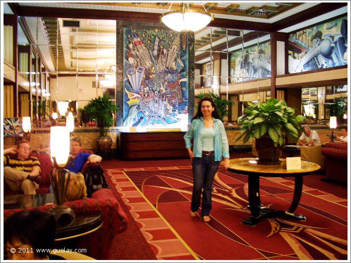 Gülay Princess in Hotel Edison, Manhattan, New York (2005)