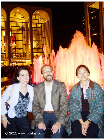 Gülay Princess, Josef and Feng-Chiu in front of The Metropolitan Opera, NYC (2005)