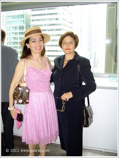 Gülay Princess with JoAnna Steffan in Manhattan, New York (2005)
