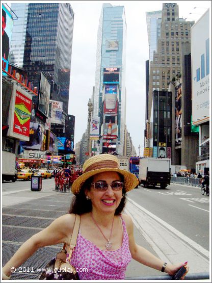 Gülay Princess at Time Square, New York (2005)