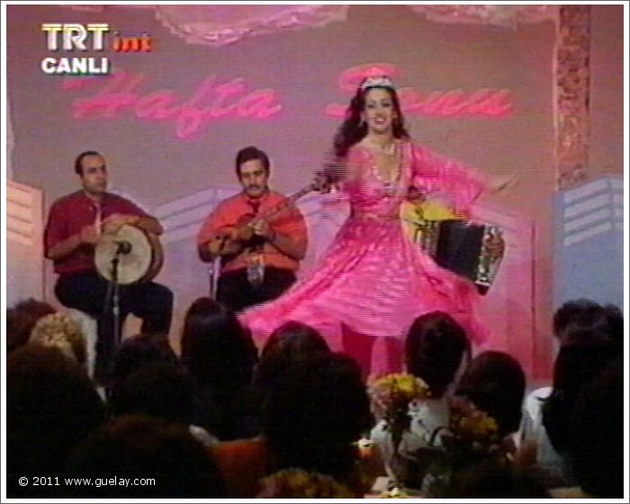 Gülay Princess live at Hafta Sonu (TV-Show) Izmir, Fuar Parki (1998)