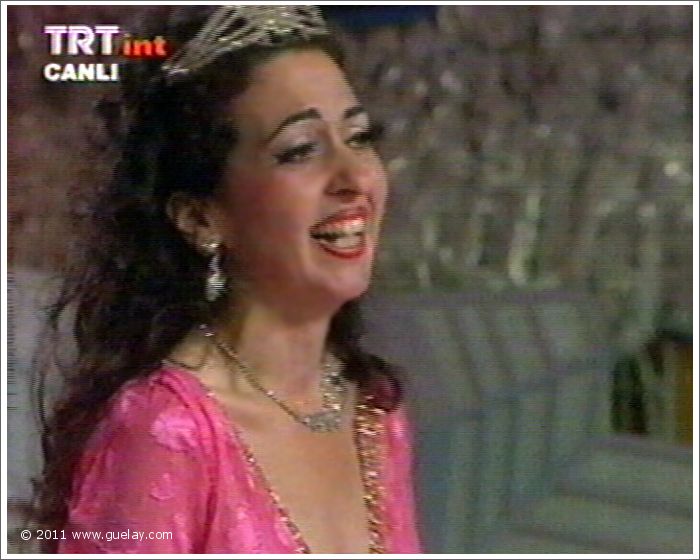 Gülay Princess live at Hafta Sonu (TV-Show), Izmir, Fuar Parki (1998)