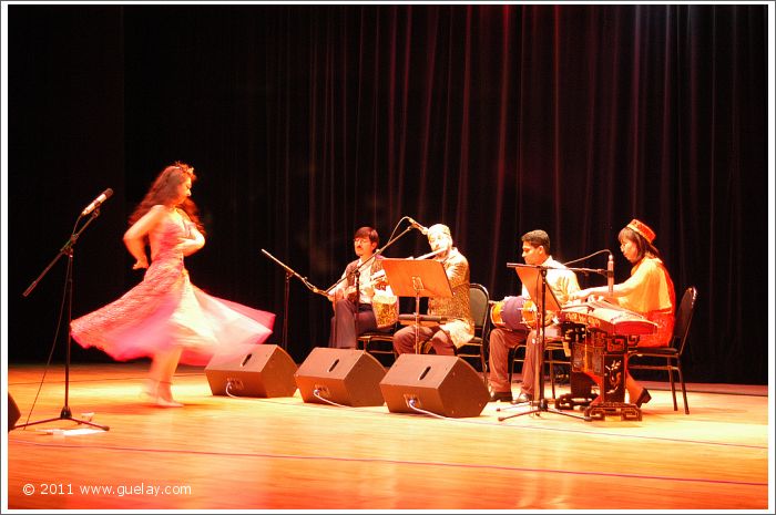 Gülay Princess & The Ensemble Aras at Reşit Rey Concert Hall, Istanbul (2005)