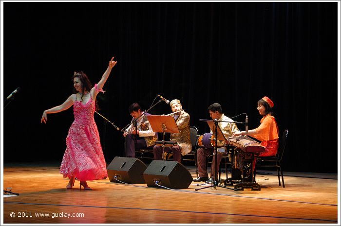 Gülay Princess & The Ensemble Aras at Reşit Rey Concert Hall, Istanbul (2005)