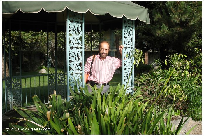 Josef Olt in our accomodation, Arcadia, California (2006)