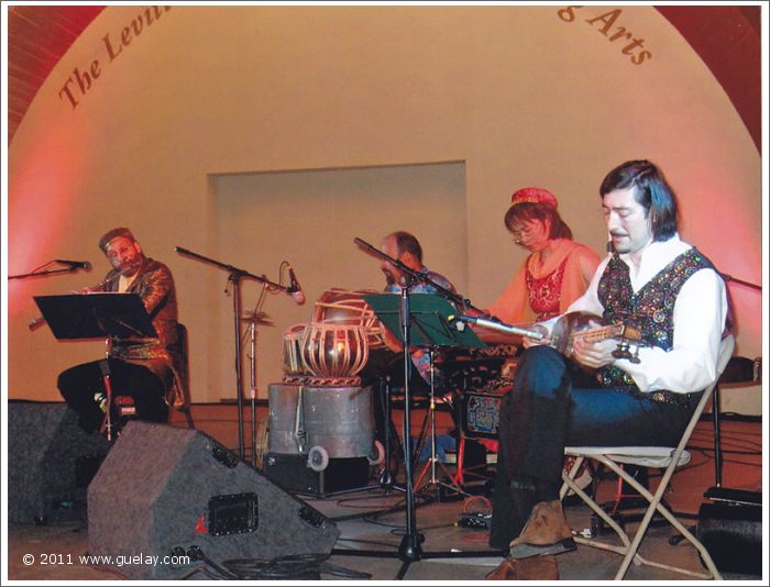 The Ensemble Aras at Levitt Pavilion, Pasadena, California (2006)