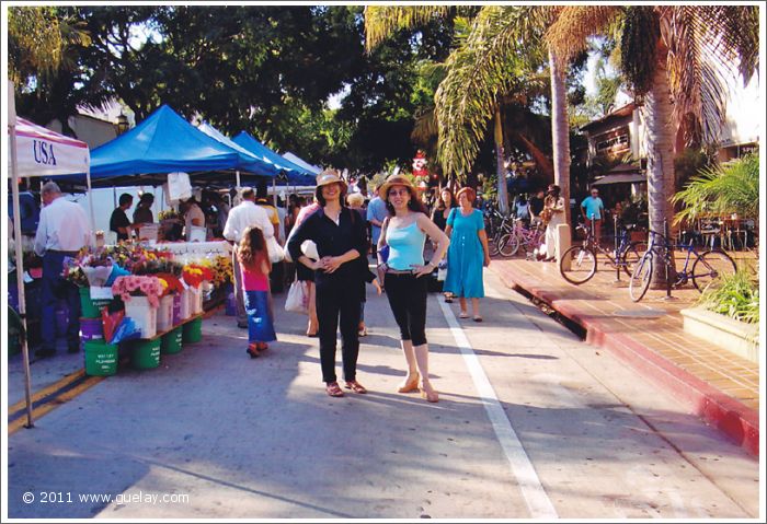 Ting Feng-Chiu and Gülay Princess in Santa Barbara, California (2006)