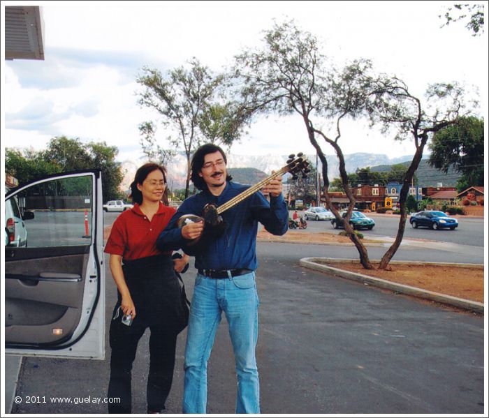 Ting Feng-Chiu and Nariman Hodjati in Sedona, Arizona (2006)