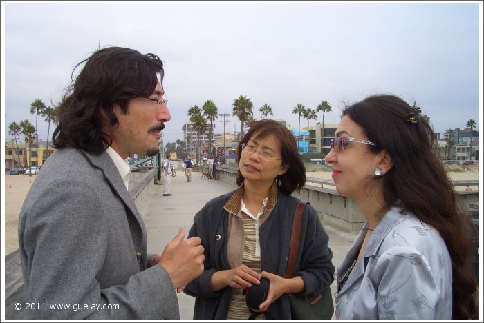 Nariman, Feng-Chiu and Gülay Princess at Venice Beach, Los Angeles, California (2006)