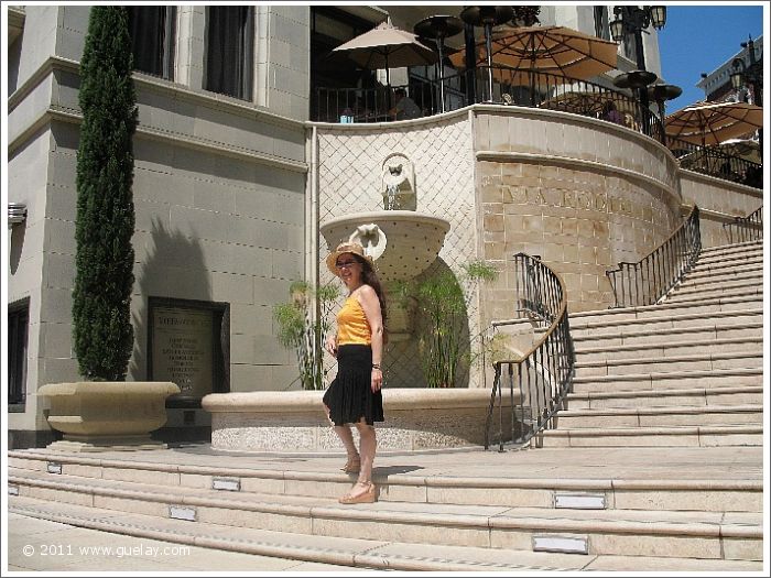 Gülay Princess at Via Rodeo in Beverly Hills, California (2006)