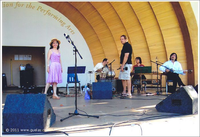 The Ensemble Aras, soundcheck at The Levitt Pavilion, Pasadena, California (2006)