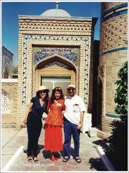 Gülay Princess, Dilbar Hidirova and Asim Al-Chalabi at Mausolum of Imam al-Bukhari (1997)