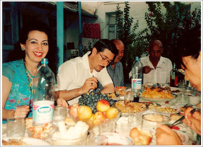 Gülay Princess, Nariman and friends in Samarkand (2003)