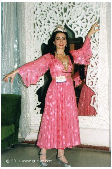 Gülay Princess at Sharq Taronalari International Music Festival in Samarkand (1999)