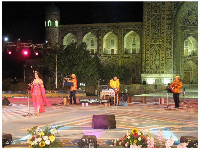 Gülay Princess & The Ensemble Aras at Registan Square, Samarkand (2007)
