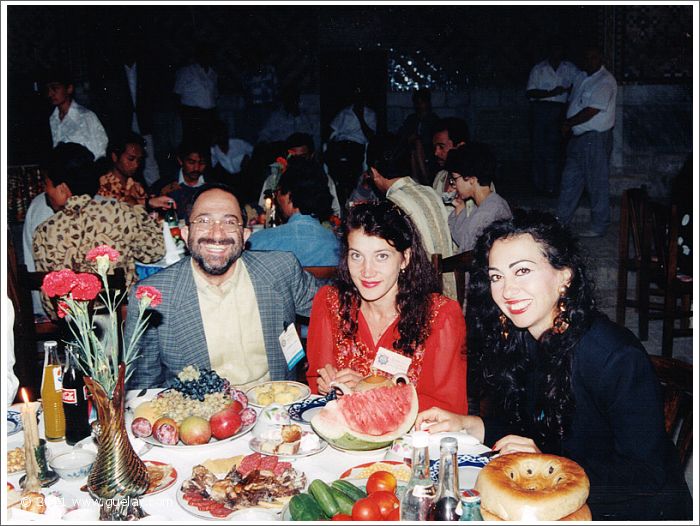 Asim Al-Chalabi, Dilbar Hidirova and Gülay Princess, courtyard of Ulugh Beg Madrasah