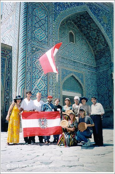 Gülay Princess & The Ensemble Aras at Sharq Taronalari Music Festival in Samarkand (1999)