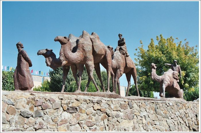 the Silk-Road memorial in Samarkand (2003)