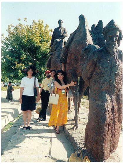 Fen-Chiu, Josef, Zafer and Gülay Princess at Silk-Road Memorial in Samarkand (2003)