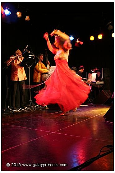 Gülay Princess & The Ensemble Aras at Sargfabrik 2010