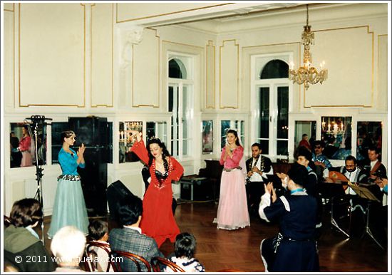 The Ensemble Aras at Volksliedwerk, Vienna (1994)