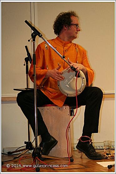 Gülay Princess and The Ensemble in Hauptbücherei