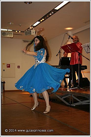 Gülay Princess and The Ensemble in Hauptbücherei