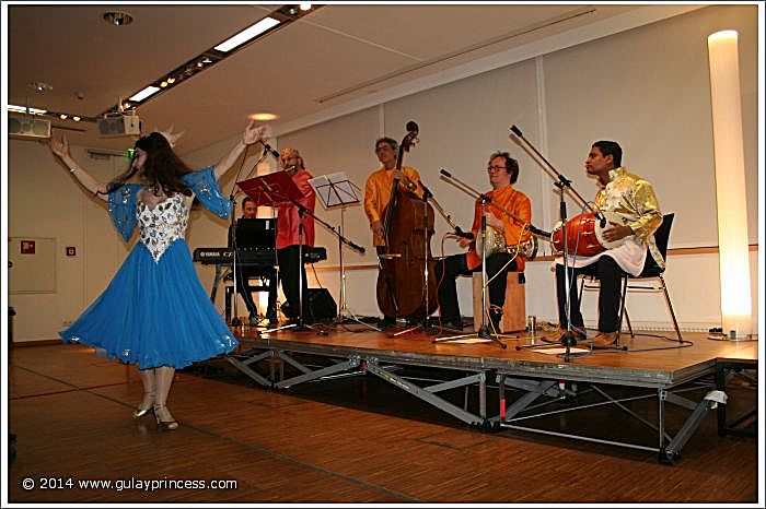 Gülay Princess and The Ensemble in Hauptbücherei